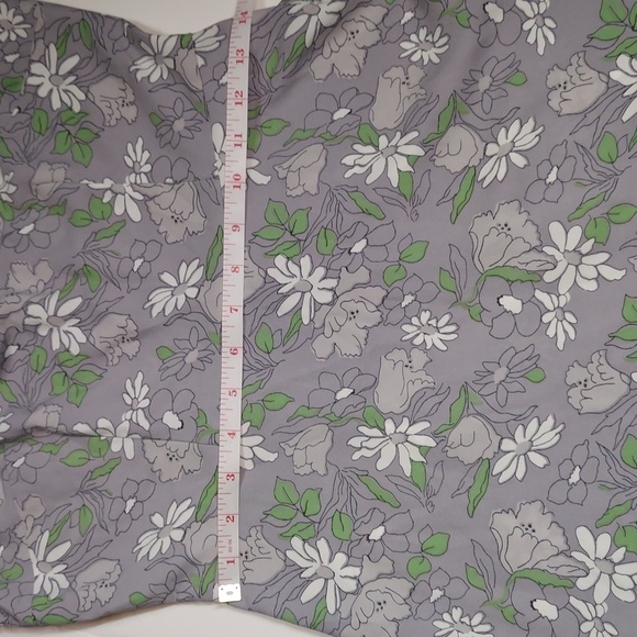 Silver Lilac Meadow Floral Sleeveless Fit & Flare Dress - Petite LOFT  Size 0 - Picture 12 of 12